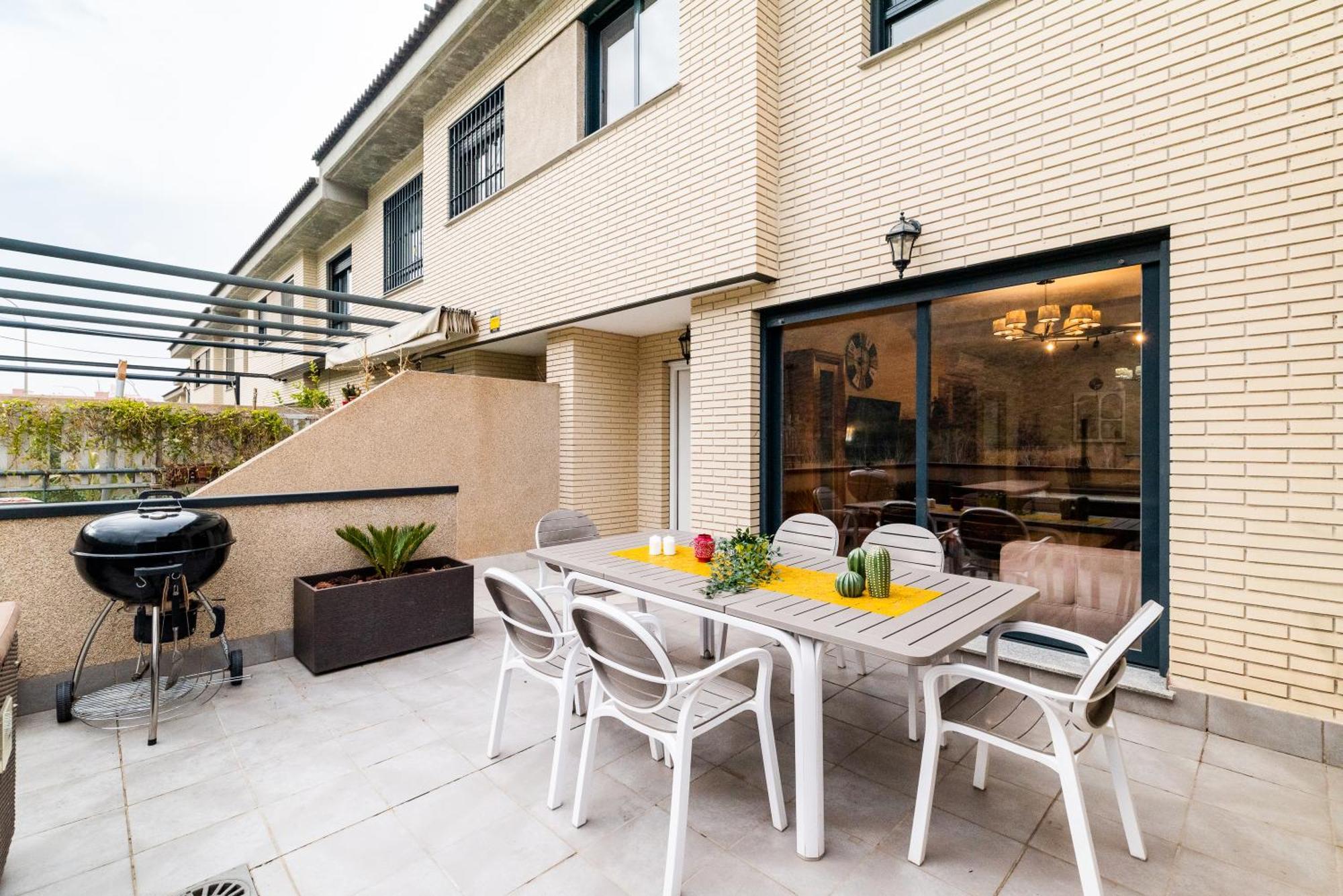 El Generalife Cerca Centro Y Sierra Nevada Con Piscina Y Barbacoa Y Parking Gratis Apartment Гранада Екстериор снимка
